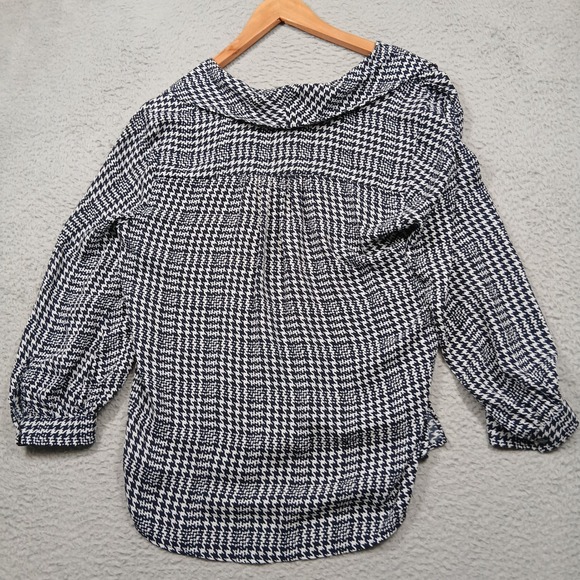 Banana Republic Women's Blouse Size M Navy White Houndstooth Long Sleeve - Picture 3 of 7